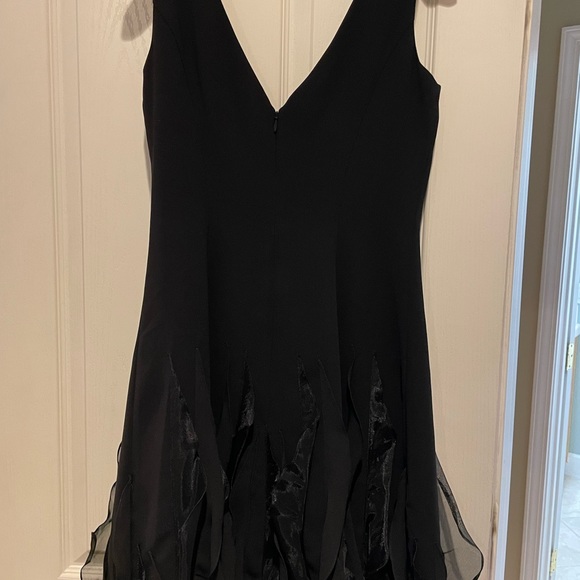 NWT White House Black Market Little Black Dress - Picture 5 of 11